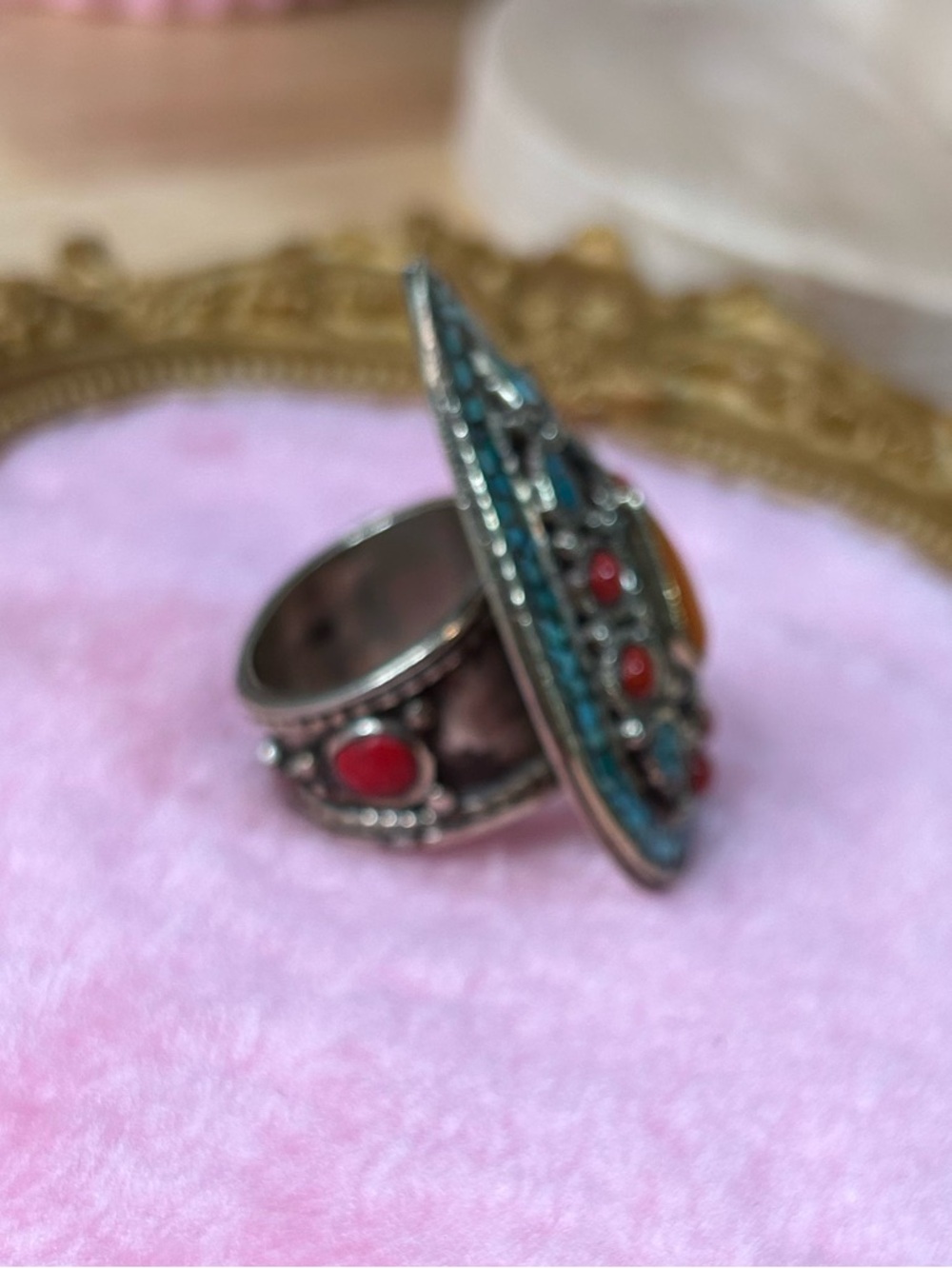 Vintage Tibetan Silver Shield Ring Size 9 - Picture 7 of 10